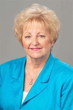 Rosie Baum - Sharonview Mortgage Lending Officer Image of Rosie Baum